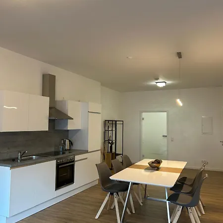 Schoene Im Zentrum Apartment